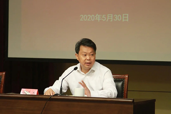 市文物局党组书记,局长陈名杰