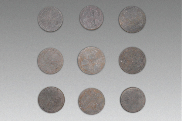 石器-金石刻花卉小粉盒